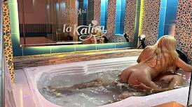 Intimate Colombian Jacuzzi Encounter With Underwater Climax