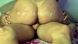 Corninho viu o solteiro gozar dentro da namorada e tbm quis gozar