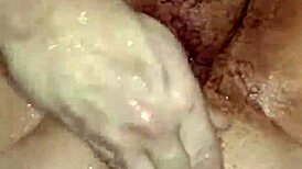 胖熟女骚屄被干爆毁了！