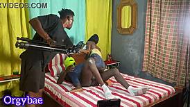 深挖鸡巴洞幕后狂野狠干