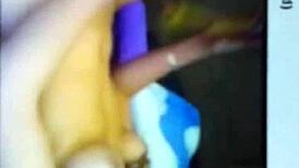 I toying my French fanny on webcam, slutty style