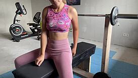 russian student wets her pussy masturbating in gym