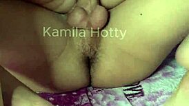 Corninho viu o solteiro gozar dentro da namorada e tbm quis gozar