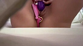 i'm rica masturbatin with my plug