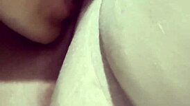 Que rico es lamer el coño de una madura, sharing laughs and stories in the gym