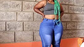 Super Thick Young 18+ Bbw Jennifer Bumbum Wants A Hard Fucking