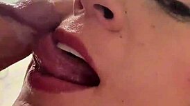 no llorres traga y tragando piss mega compilacion fluidos meando la belleza la boca