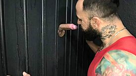 Nas Cabines De São Paulo Dando Pro Carioca Safado Teaser