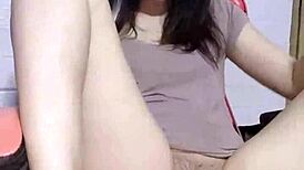 Hey, check out this amateur squirting during masturbation! 💦