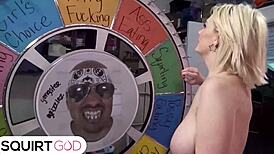 siri dahls monster tits bounce during brutal finger-blasting