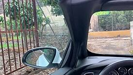 fucked a slut in public in a convertible 🚗😈