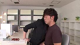 Amateur Asian Blowjob Leads to Creampie