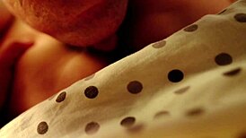 偷拍安吉林克斯和琳达冈萨雷斯女同最后求我加入三人狂欢😍