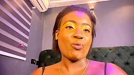 Nigerian Lesbians Lick Pussies Passionately