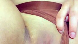 Stepdaughter Masturbates in Homemade Teen Scene