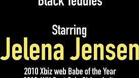 Jelena Jensen's pussy tantalizes Taylor Vixen