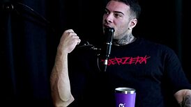 Blonde in Class Likes Oral Sex and Picks Woman