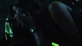 Teen Indian girl performs bold acts in Telugu xvideo