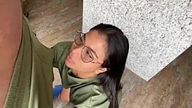 Follando A Mi Hermanastra En La Cocina Mientras Su Novio No Está!