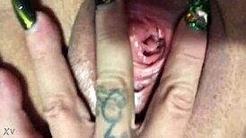 young babe screams loudly while fingering her pussy and creating anal gape