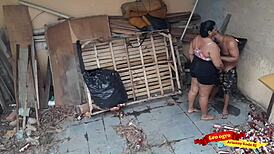 GORDINHA GOSTOSA DEU O CU PARA O CUNHADO NA CASA ABANDONADA