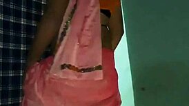 Hot Mujra Dance in Saree by Shemale Performer