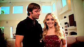 Slapping My New Girlfriend's Ass and Fucking Her Fragrant Pussy