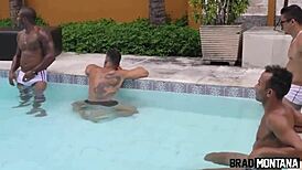 Mia Linz in an extreme performance with four performers