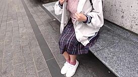 マ〇コの吸引力ヤバすぎ！この見た目で挿れたチ〇ポを絶対に逃がさない〇〇を持つ女！しゃべった感じも超礼儀正しいし、謎が深まるばかりです！ほんとにマ〇コの吸引力ヤバすぎ！独占ちゃん