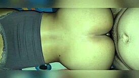 狂干单亲辣妈大屁股拉丁妹四肢着地！