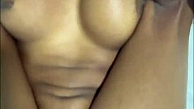 Que delicia como mi padrastro me llena el coño de leche