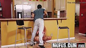 Michelle Taylor Sucks Cock in Cheating Threesome