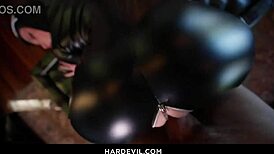 Purring Pussy - Scarlet Chase Elic Chase