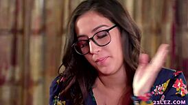 What Are April Oneil And Lyra Law Doing?