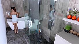 I see my petite stepsis ridin' stepbros big cock so hard.