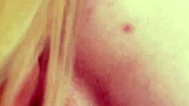 Blonde teen seductive pussy licking session