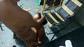 Mi esposo me regala una cogida con desconocido en san valentín me llena la cara de leche