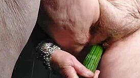 Oma Neukt Harige Kut Met Komkommer In German Granny Scene