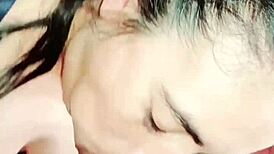 mi video bien casero mamando su pene y follando duro y él corriendose en mi boquita. ¡qué rico!