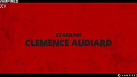 Mag numb vampire punk rock lesbian turns Clemence horny slave 😈.