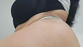 美臀拉丁妹邀玩巨奶自然乳