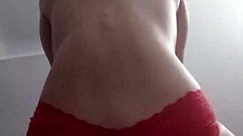 Rojo rico mañanero con mi madrastra