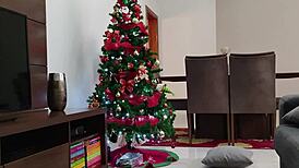 mamãe noel gostosa trouxe o meu presente que eu pedi de natal feliz natal e um feliz ano novo