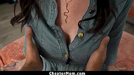 Step mom looking straight at stepsons eyes while gagging on his scrumptious dick - cheatermom 😍