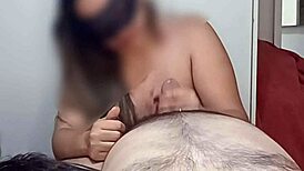 Bruna Silva Hotwife - F� Pede Para Ver a Milf Madura Fazendo o Corno Gozar Com Punheta - Legendas Em Ingl�s