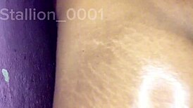 I squirt while trying to fuck my toys 😩