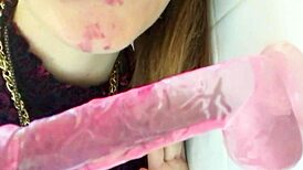 violette des étoiles gives a sloppy blowjob to her dildo