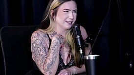 Alice vasconcelos and raphaela savanah share intense private moments