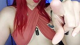 Trainer's belly button fetish at the gym