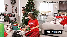 Fucking My Stepsis And Stepmom For Xmas - Elizabeth Skylar Sky Wonderland
